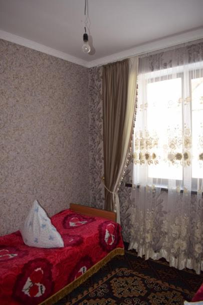 Kyzart Guesthouse Bagysh Bagian luar foto